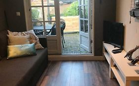 Beach House Milou Zandvoort Private Parking